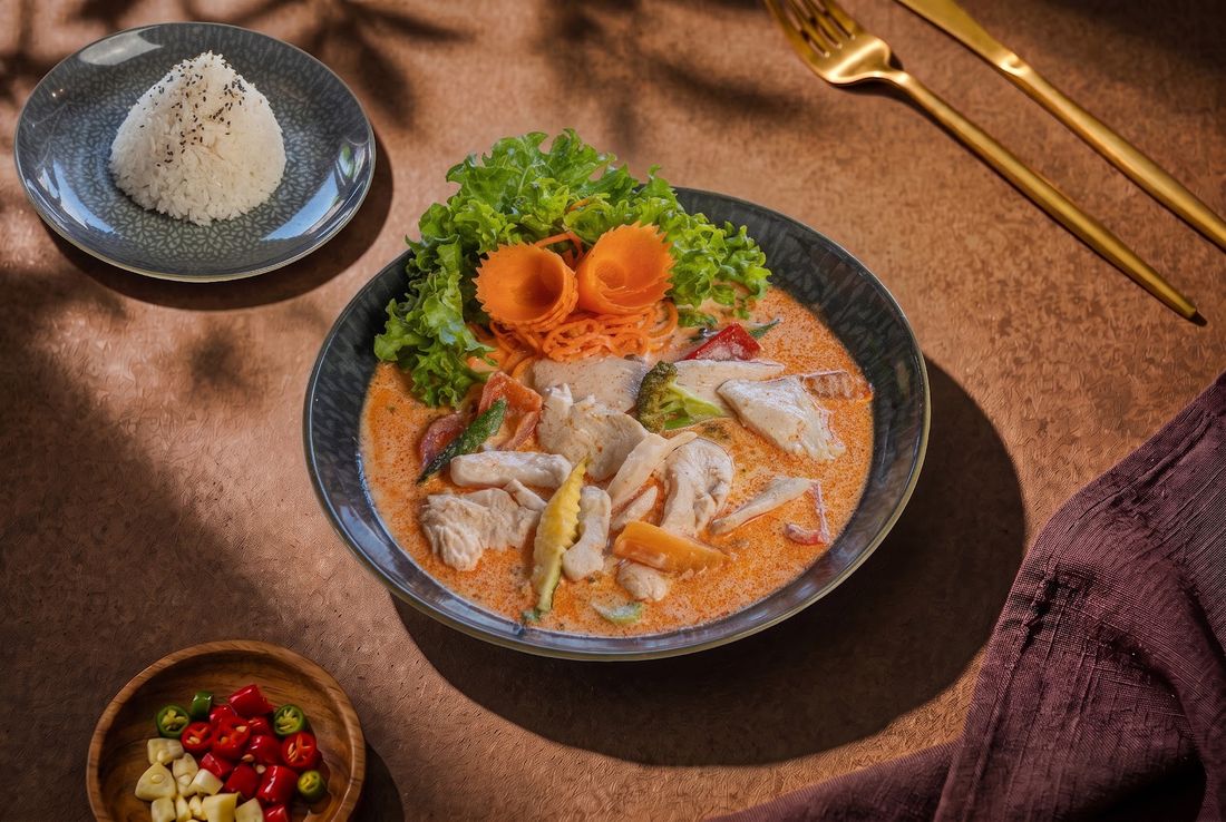 51. Red Curry with Chicken Breast Fillet